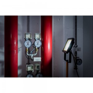 1171250534Прожектор Brennenstuhl LED Light JARO светодиодный на штативе (50 Вт, 4770 лм, 5 м, IP65, 1171250534)