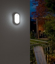 Светильник Brennenstuhl LED настенный, с датчиком движения (15 Вт, 1600лм, белый, IP54, овал.,1270780110)